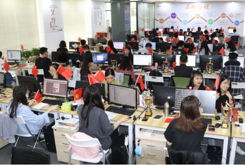 廣州學(xué)求易教育咨詢登上央視舞臺 創(chuàng)新之路 栗志 勵志的橡栗 八大網(wǎng)絡(luò)平臺同時上線